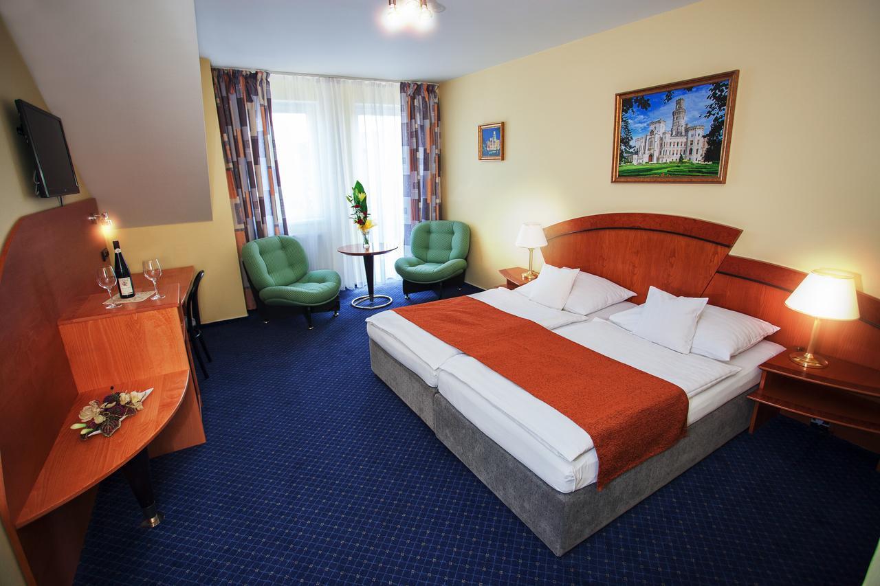 Hotel Savoy Ceske Budejovice Extérieur photo